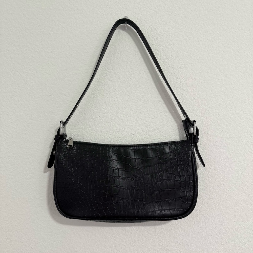 H&M Black Textured adjustable Shoulder Bag
